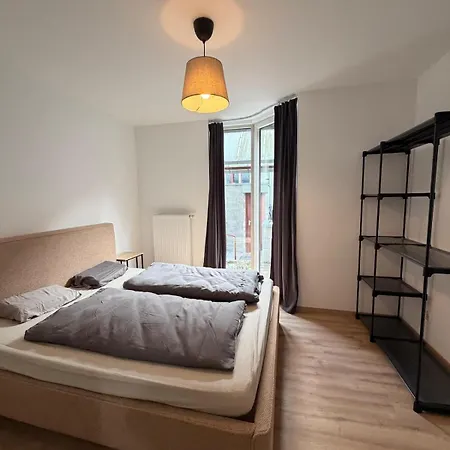 Modernes 4 Schlafzimmer In Der Altstadt *
